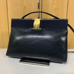71 ヴィンテージ Salvatore Ferragamo サルヴァトーレフェラガモ ヴァラ ワンショルダーバッグ レディース ブランド 鞄 F118153