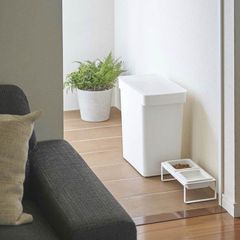 Item thumbnail for item 87c05bfd-09a3-4f13-9253-eb71bcaad9a9