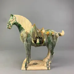 旧家蔵出し品　唐三彩　精悍な馬　茶黄色　中国陶磁器　長期保管品 唐三彩馬（茶色）』
