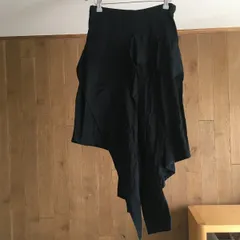 ⭐︎美品⭐︎ヴィヴィアンウエストウッド　黒フレアスカート　かわいい　個性的 ⭐︎美品⭐︎ヴィヴィアンウエストウッド 黒フレアスカート かわいい