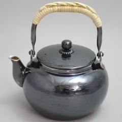 純銀製 波模様 音符の彫刻 波浪紋 玉蓋 湯沸 銀瓶 煎茶道具 純銀製 波模様 音符の彫刻 波浪紋 玉蓋 湯沸 銀瓶 煎茶