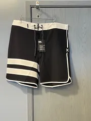 Hurley ボードショーツ ブラック×ホワイト 34