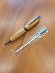天然木　銘木　楠　クス　無垢材　木製ボールペン　替芯付　黒　ギフト　むくもりショップ