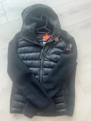 パラジャンパーズ GOBI (N-2B) XSサイズ PARAJUMPERS GOBI パラジャンパーズ ゴビ ブラックn2b初期 S