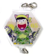 【中古】キーホルダー・マスコット(キャラクター) 十四松 「おそ松さん in ナンジャタウン おそ松タウン～トト子ちゃんとデート権強奪大作戦!?～ つながるアクリルチャームコレクション」