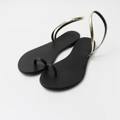 極美品】Elena Laina ベッチュウチューブストラップサンダル 黒