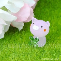 可愛い*°♡ クローバーみっけブタ ☆ミニチュア ガラス細工☆ - メルカリ