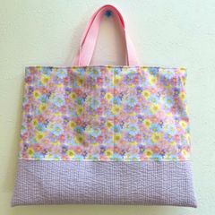 【2024 新作】ハンドメイド　お花とヌビのレッスンバッグ　パープル　花柄　ヌビキルティング　レッスンバッグ　絵本バッグ　入園グッズ　通園通学