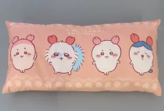 【中古】クッション・抱き枕・本体 集合(ピンク/最高ですっ!!) カバー付きロング枕 「ちいかわ なんか小さくてかわいいやつ×しまむら」