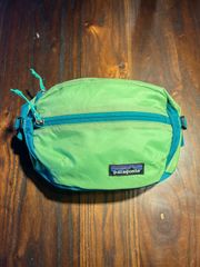 【新品未使用】 Patagonia Light Weight Travel Hip Pack パタゴニア ウェストバッグ ショルダーバッグ 3L 【送料無料】