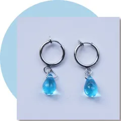 アクアブルー／青色　フープイヤリング＊ドロップ型チェコビーズ　BL2203HRG