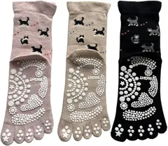 モードセレクト 5本指ソックス レディース スポーツ 滑り止め付き 5本指靴下 ヨガソックス ゆったり 口ゴム ツボ押し 猫柄 綿混 3足セット 色はお任せ(黒、ピンク、ベージュ、グレー、パープル,  23.0-25.0 cm)