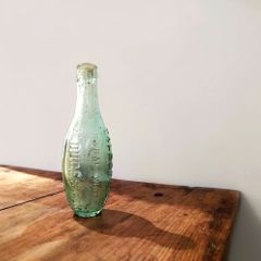 ビンテージ1945年前後コカコーラエンボス加工(浮文字)クリアガラスの空