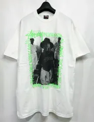 女性の方でも着用可能です【人気】stussy ステューシー　Laura コラボTシャツ　黒タグ