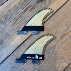極美中古 FCS2 フィン FIREWIRE ファイヤーワイヤー クアッド リアフィン サーフィン サーフボード 2セット