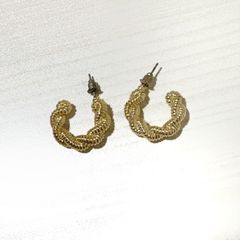 フープピアス　ゴールド　レディース　ゴージャス