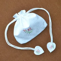 ハンドメイド巾着ポーチ ミニ巾着 花の刺繍