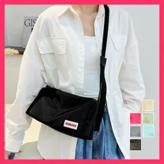 【スタッフおすすめ！】 ショルダーバッグ レディース斜めがけ軽い ボディバッグメンズ/カジュアルかばん黒/ストリート バッグ 韓国ミニボストンバッグ 男女兼用 人気 おすすめ おしゃれ　人気 上品 84JIUX-001