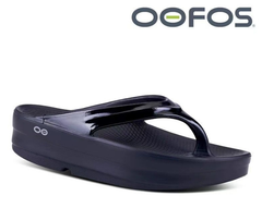 新品 OOFOS ウーフォス Oomega メガ　サンダル 正規品 ウーフォス オリジナル Oomega レディース スポーツサンダル ビーチサンダル リカバリーサンダル サンダル 定番 人気 厚底 軽量 旅行 夏