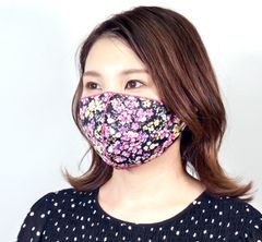 ハンドメイド！　スポーツ＆レジャーマスク　日本製　ブラック花柄