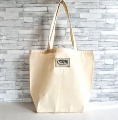 【刺繍】黒パンのワッペン　トートバッグ　ショルダーバッグ　2way　生成り　L　コットン　肩掛け　ハンドメイド