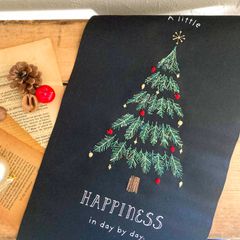 クリスマスツリー タペストリー ブラック 大 刺繍 壁飾り 季節限定