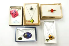 【vintage】ブローチ　まとめ売り　大量　110点以上 vintage】ブローチ まとめ売り 大量 110点以上 - メルカリ