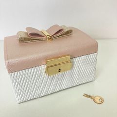 アフタヌーンティー　ジュエリーボックス　アクセサリー　収納　ボックス　リボン　鍵あり　長期保管品　afternoon tea 可愛い　リング　指輪　M0606D