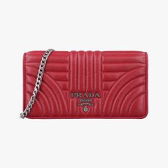プラダPradaポシェット  ダイアグラムレッドレザー1DH04462