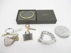 2025年最新】diorリップ ブレスレットの人気アイテム - メルカリ