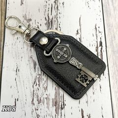 新品 送料無料 ☆K08 キーホルダー アメカジ パンク ストリート 鍵型 チャーム バイカー アクセサリー