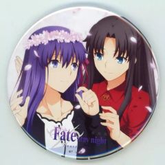 [중고] 배지·핀즈 마키리 벚꽃 & 토오사카 린 BD 발매 기념 일러스트 [벚꽃과 린] 76mm 캔 배지 [극장판 Fate/stay night[Heaven's Feel] III.spring song×ufotable Cafe Blu-ray Disc 발매 기념 코라