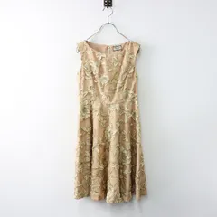 【値下げ】グレースコンチネンタル Grace continental ダイアグラム Diagram 刺繍 ワンピース 36/ベージュ ゴールド【2400014069358】のサムネイル
