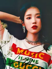 セール中…IU直筆サイン入り2Lサイズ写真…韓国シンガーソングライター IU直筆サイン入り2Lサイズ写真‥韓国‥シンガーソングライター - メルカリ