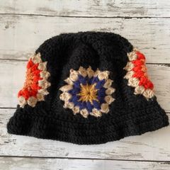 【受注制作】グラニースクエア　バケットハット　クロシェ　黒　ハンドメイド
