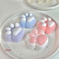 【3個セット】スクイーズ　 神ふわ　肉球スクイーズ　ぷにぷに おもちゃ 雑貨 ふわふわ かわいい プレゼント 女子　ままごと ストレス解消 癒し　リアル インテリア　子供が喜ぶ　低反発 かわいい　お誕