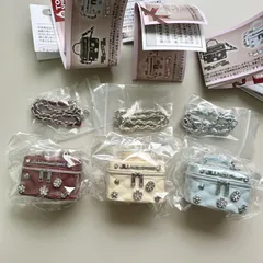 匿名配送 JILLSTUART ジルスチュアート ミニブローチバニティキーホルダー ガチャ