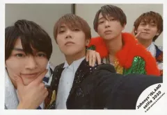 【中古】生写真(ジャニーズ) ジャニーズJr./那須雄登・佐々木大光・井上瑞稀・藤井直樹/横型・バストアップ・衣装白・黒・オレンジ・緑・那須右手顎・藤井右手ピース/Johnnys’ ISLAND セルフィー 2020/公式生写真