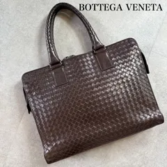2025年最新】ボッテガヴェネタイントレチャートバッグの人気アイテム