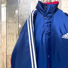 《90年代当時物》アディダス adidas 青☆コーチジャケット 2XL ナイロン 刺繍ロゴ デカロゴ ビッグロゴ ワンポイントロゴ パフォーマンス ロゴタグ スリーストライプ 万国旗タグ 90s 90's 中綿 厚手生地 ビッグシルエット ブルー h572