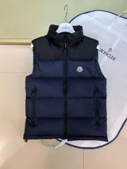 MONCLERモンクレール 濃い青色 新しいクラシックベスト｜本日限定特価｜新品未使用--MM輸入