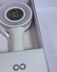 TWICE ペンライト♾️ 24時間以内配送 TWICE（トゥワイス）- [CANDYBONG Z ] OFFICIAL LIGHT STICK