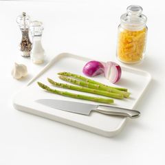 まな板 俎板 真名板 マナイタ 俎 フチ付き 縁 フレーム 正方形 約30cm 日本製 食洗機対応 ok 白 ホワイト フチ付きまな板 leye レイエ 食洗機対応 国産 オークス 【toh-465276】