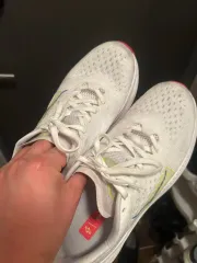 HOKA ONE ONE(ホカオネオネ) マッハ 6 265 ノーマルタイプのサムネイル