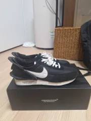 NIKE(ナイキ) UNDERCOVER(アンダーカバー) デイブレイク 黒のサムネイル