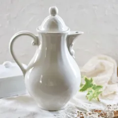 フランス 乳白色のティーポット