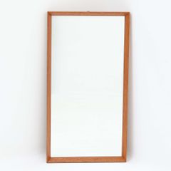 壁掛け/立掛けミラー チーク 高さ69cm デンマーク製 北欧ビンテージ家具 木枠ミラー 北欧家具 小型鏡 全身鏡 壁面装飾/DK17626