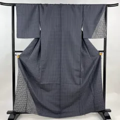 付下げ 身丈164.5cm 裄丈65.5cm M 単衣 格子 幾何学模様 金彩 紺色 正絹 秀品 【中古】