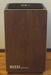 ＮＩＳＳＩカホン〜ウォルナットモデル〜（上質ケース付） 〈ラテン パーカッション 箱ドラム Cajon〉
