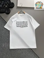 【今日特価】MM6 2025 New Print T MM6 2025 新プリント T シャツ